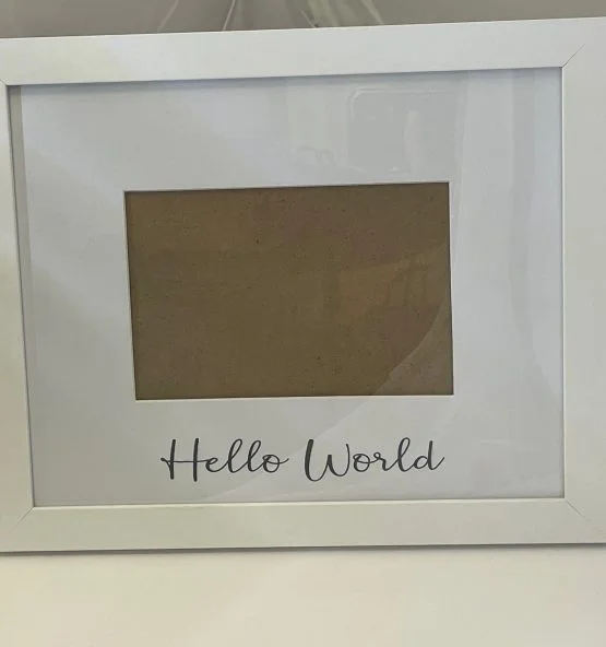 Hello World - Photoframe